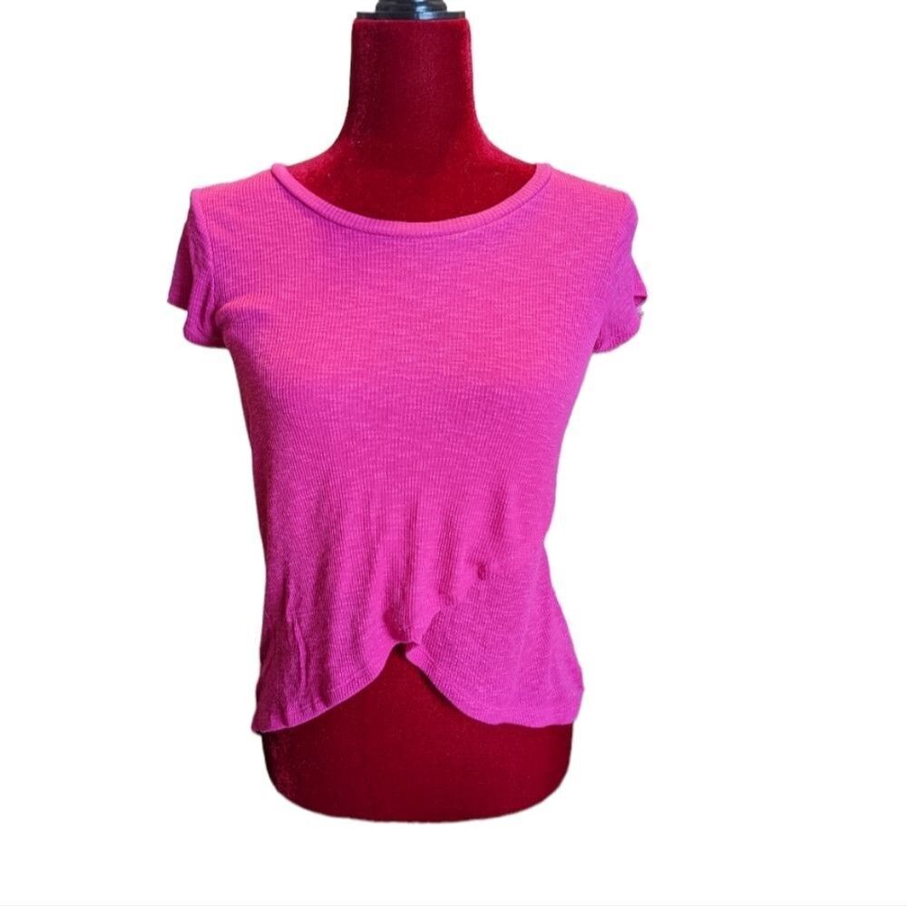 Express One Eleven Fuchsia Pink High Low Top Size xSmall
